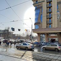 Вид из окна на Гостиницу Марриотт , Новосибирский театр Оперы и Балета и площадь Ленина,